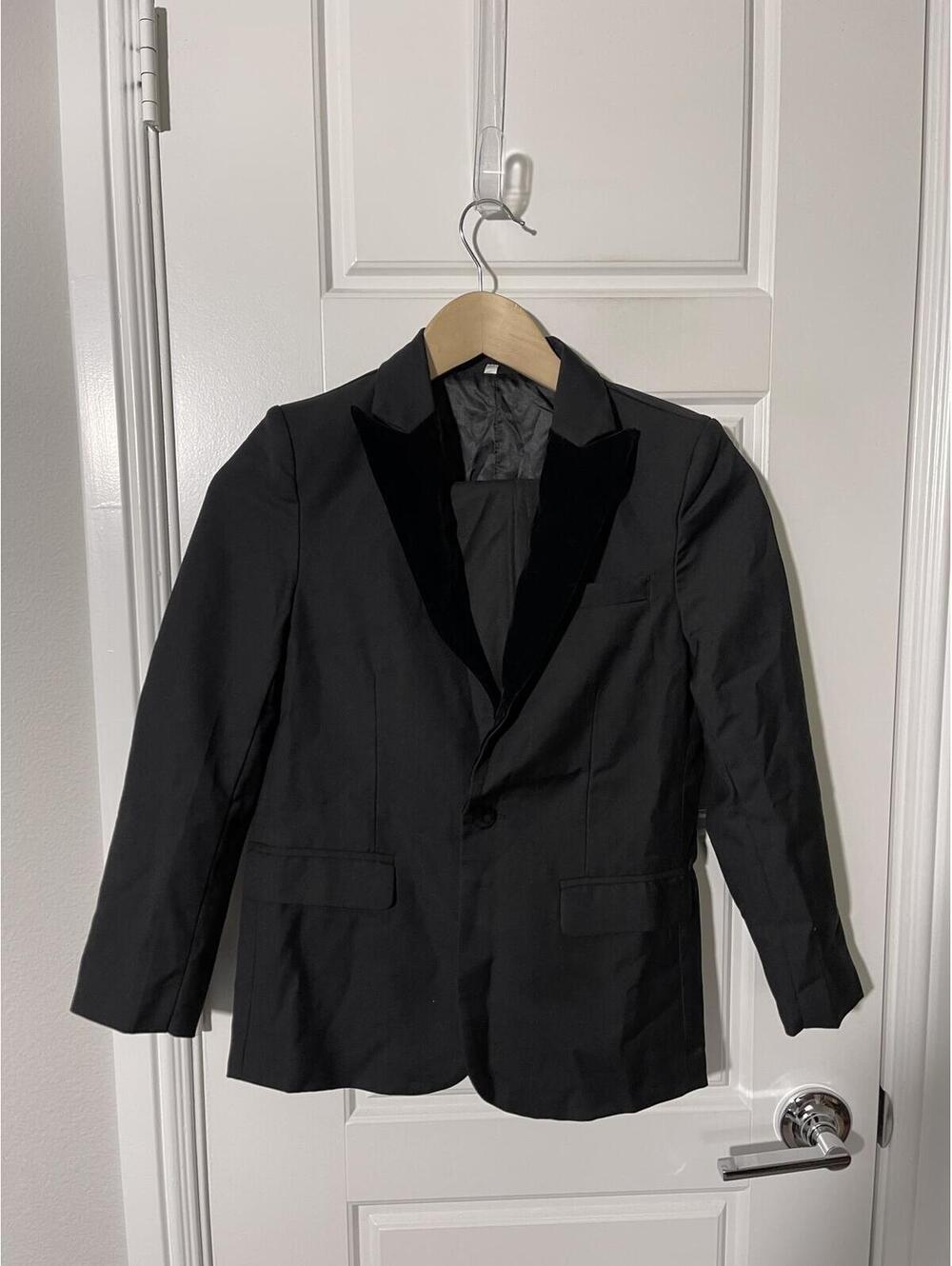 Boys Black 2 Piece Suit Size 10 – Wedding Formal K122